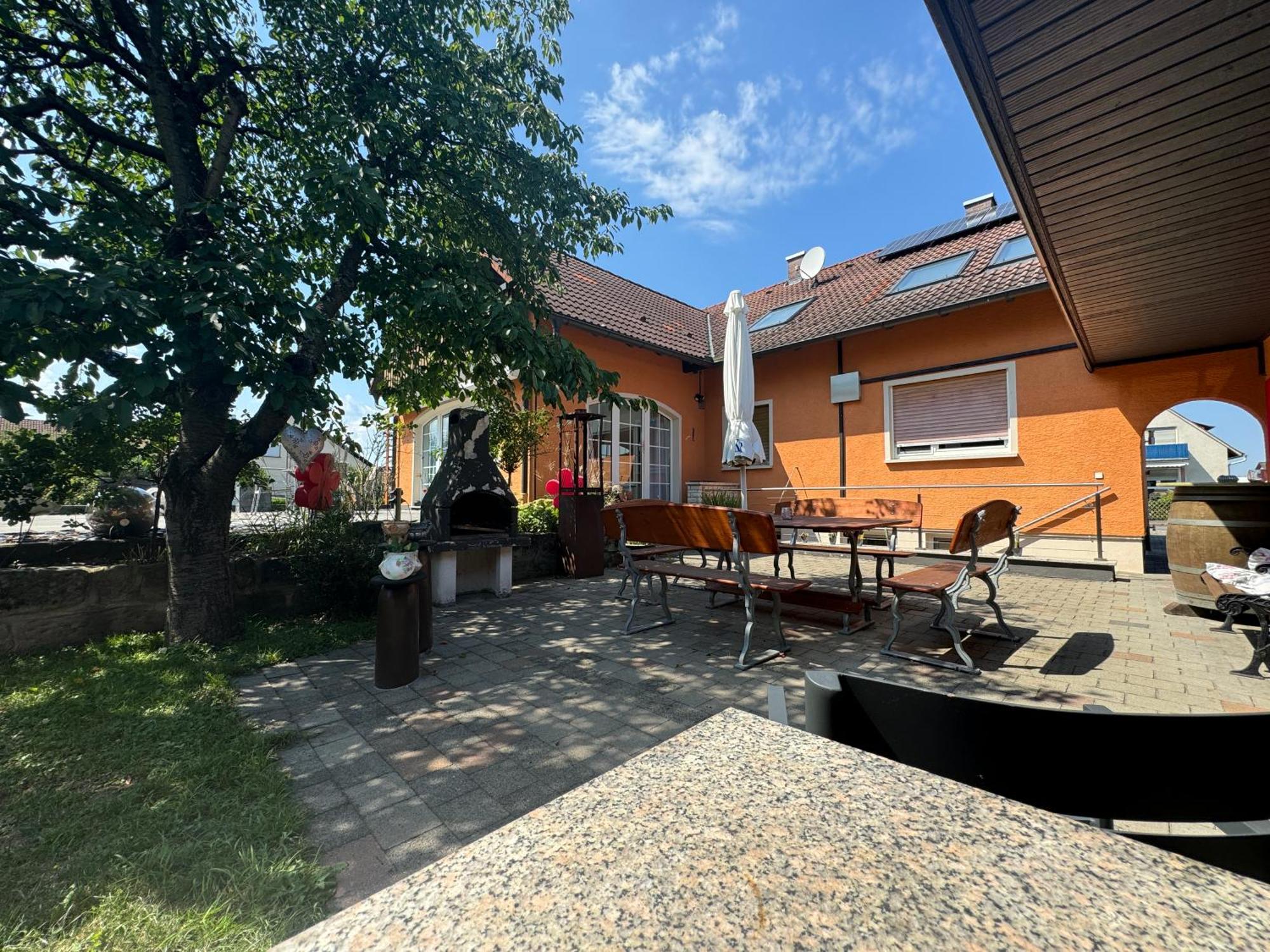 B&B'S Im Aischgrund Adelsdorf Zewnętrze zdjęcie