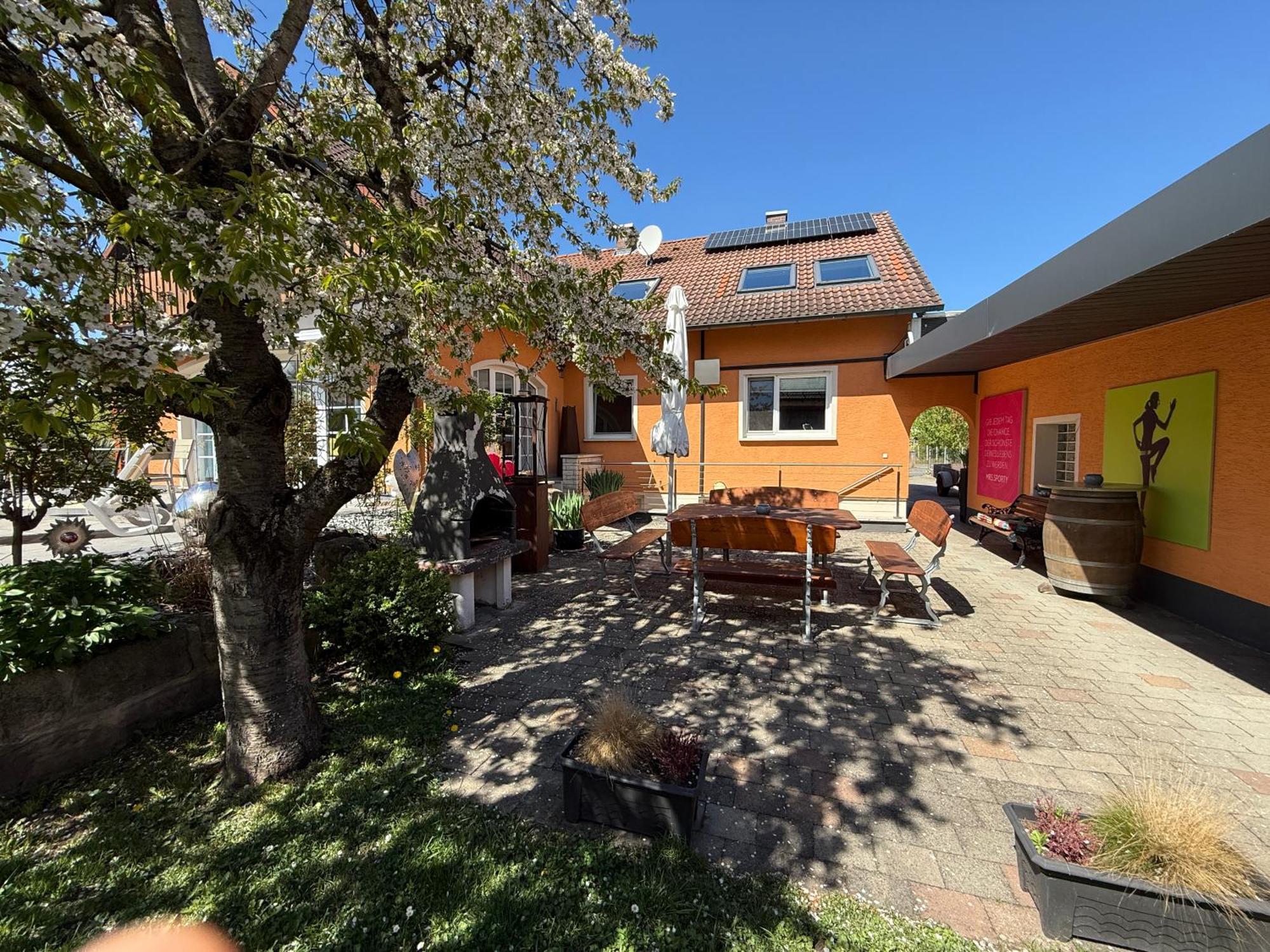 B&B'S Im Aischgrund Adelsdorf Zewnętrze zdjęcie